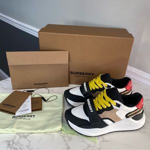 Burberry Ramsey Strap Sneaker Archive Beige